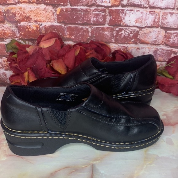 Eastland Black Leather Slip On Tracie Chunky Comfort Clogs - Picture 5 of 10